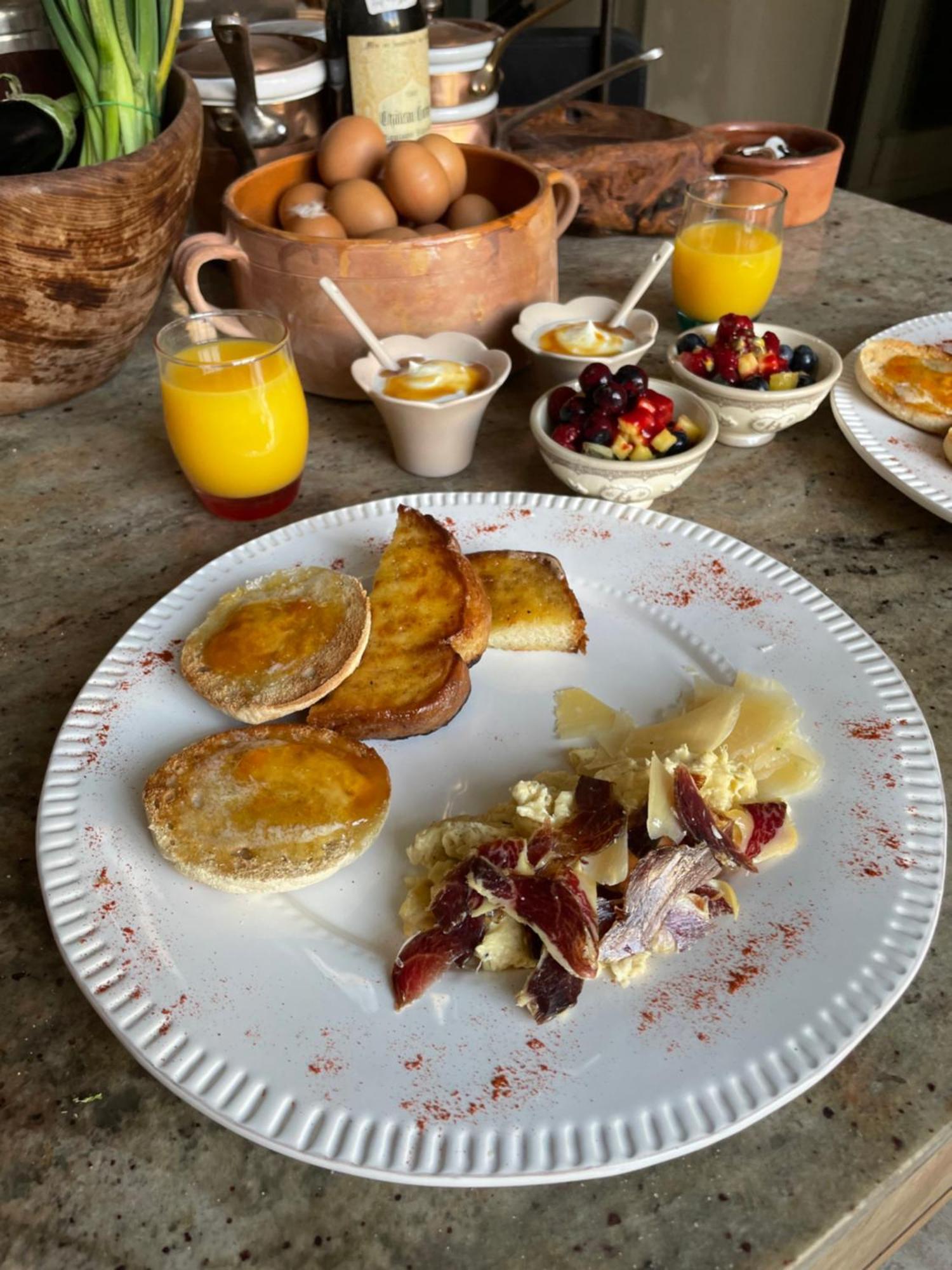 L'Escampe Bed & Breakfast Saturargues Dış mekan fotoğraf